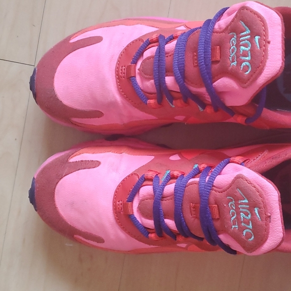 Nike Air Max 270 React - Picture 4 of 14